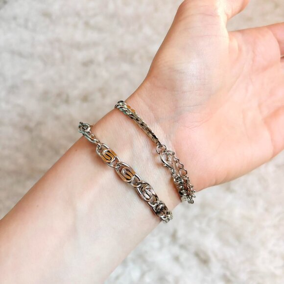 h&m silver textured chain bracelet set - Picture 3 of 6